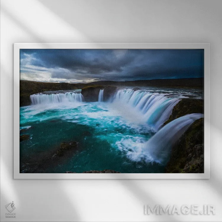 تابلو زمزمههای آبشارگون گودافوس اثر الکساندر اسلاوتسکی - نمای قابدار سفید