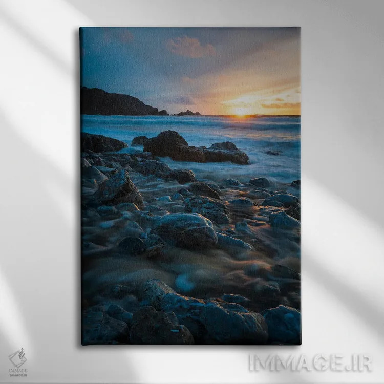 تابلو غروب خیرهکننده ساحلی در سواحل کالیفرنیا اثر الکساندر اسلاوتسکی - نمای روبهرو روی دیوار