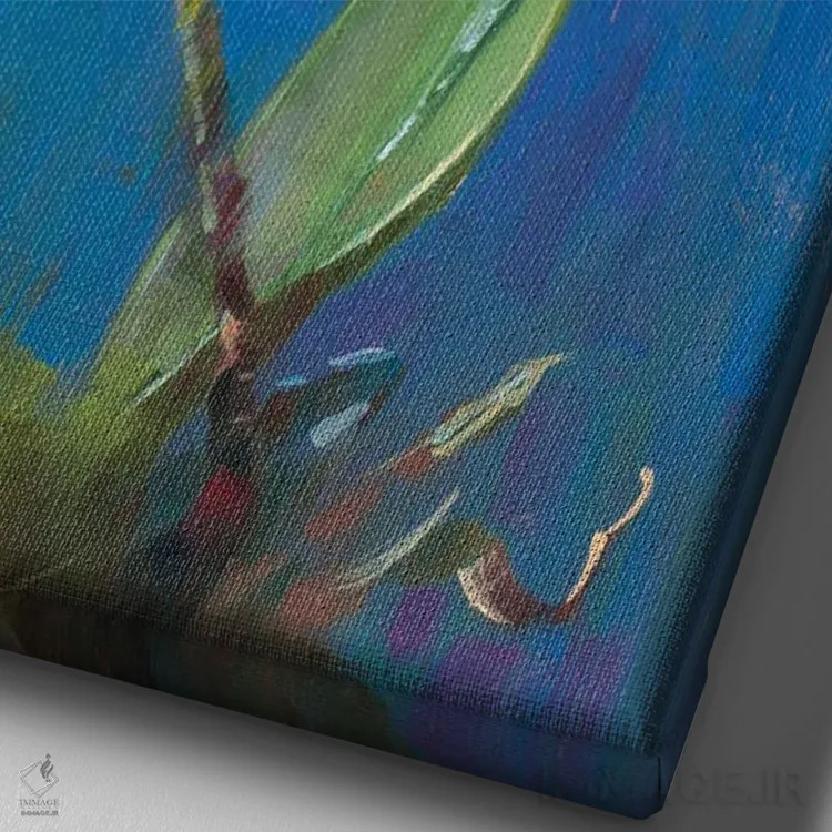 تابلو ارکیده در آبی تیره اثر الکس کلی - نمای نزدیک بافت بوم