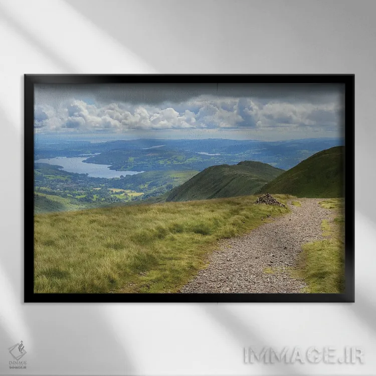 تابلو چشمانداز سبز اثر نوا بی - نمای قابدار مشکی