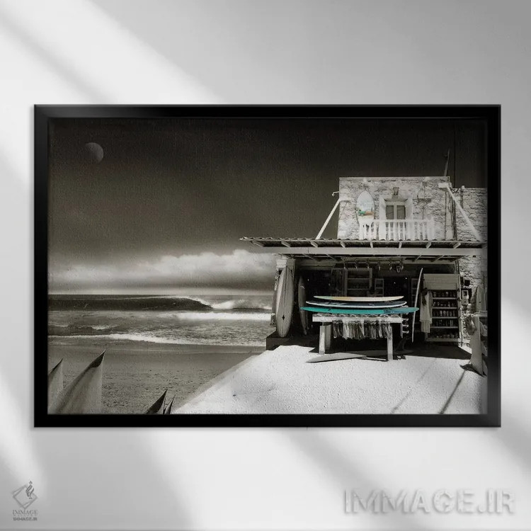 تابلو موجسواری شروع شد اثر نوا بی - نمای قابدار مشکی