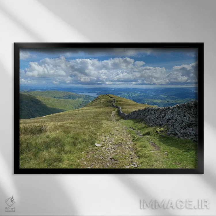 تابلو نگاه به جلو اثر نوا بی - نمای قابدار مشکی