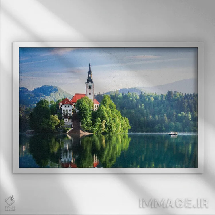 تابلو بازتابهای صبحگاهی اثر برایان بیلکه - نمای قابدار سفید