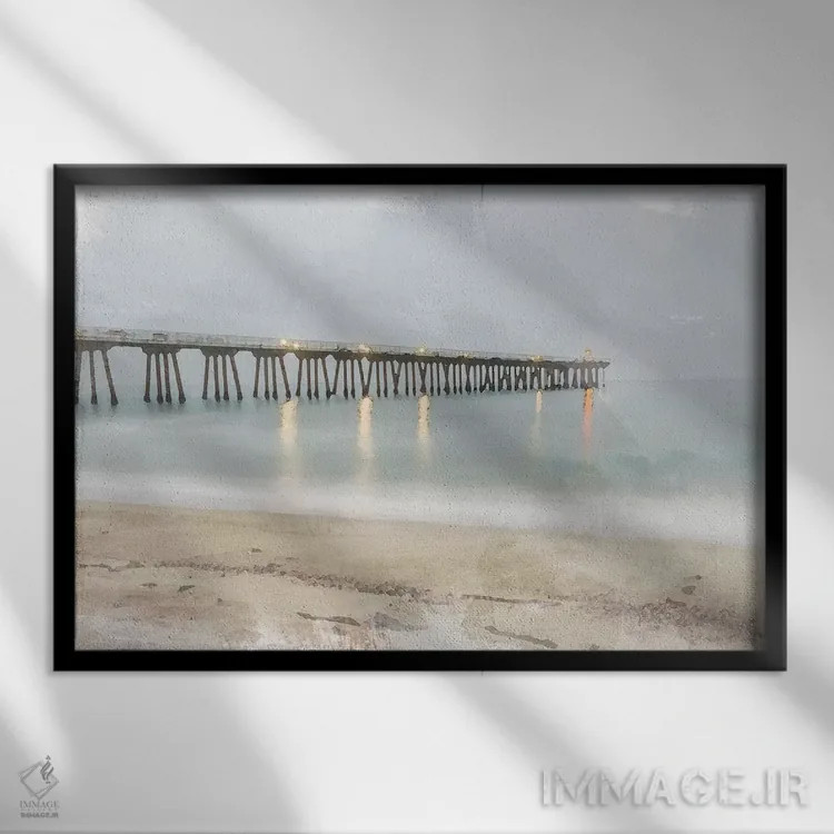 تابلو اسکلهٔ خاطره اثر عکاسی بیل کارسون - نمای قابدار مشکی