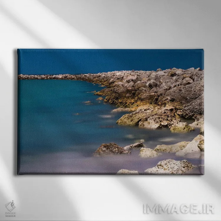 تابلو سواحل صخرهای اثر عکاسی بیل کارسون - نمای روبهرو روی دیوار