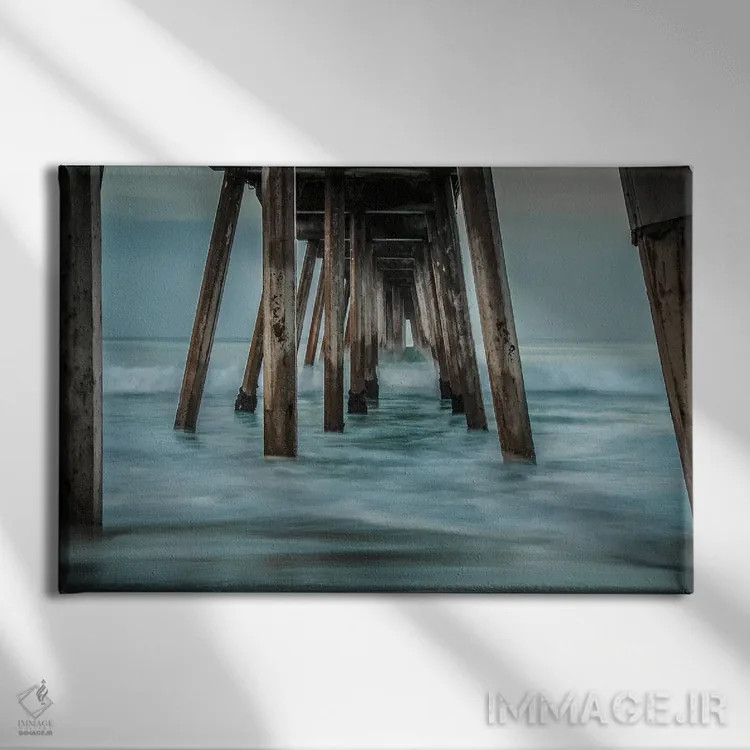 تابلو موجسواری اثر عکاسی بیل کارسون - نمای روبهرو روی دیوار