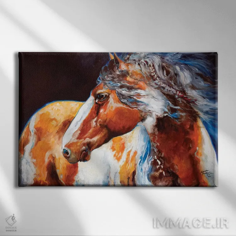 تابلو اسب جنگی سرخپوستان موهیکان اثر مارسیا بالدویین - نمای روبهرو روی دیوار
