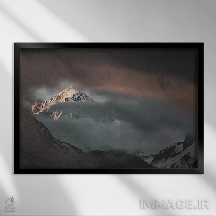 تابلو نمایان شدن کوه مری اثر بنجامین پاجت - نمای قابدار مشکی