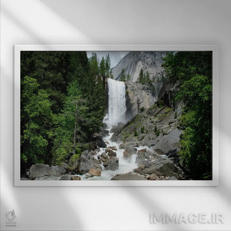 تابلو نمای آبشار ورنال اثر بنجامین پاجت - نمای قابدار سفید