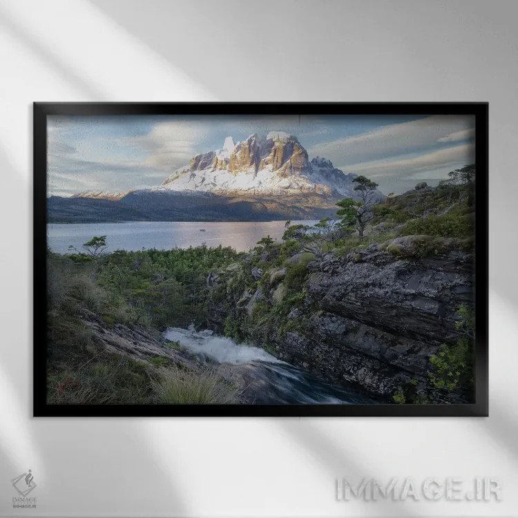 تابلو غروب در آبدرههای پاتاگونیا اثر استیو برکلی - نمای قابدار مشکی