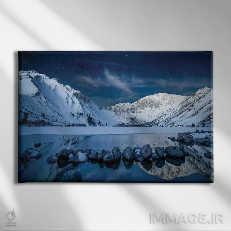 تابلو گرگ و میش در دریاچهٔ کانویکت II اثر استیو برکلی - نمای روبهرو روی دیوار