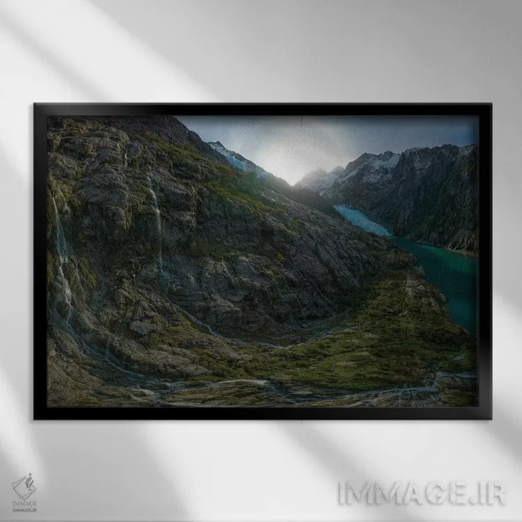 تابلو کوهستان سارمیِنتو اثر استیو برکلی - نمای قابدار مشکی