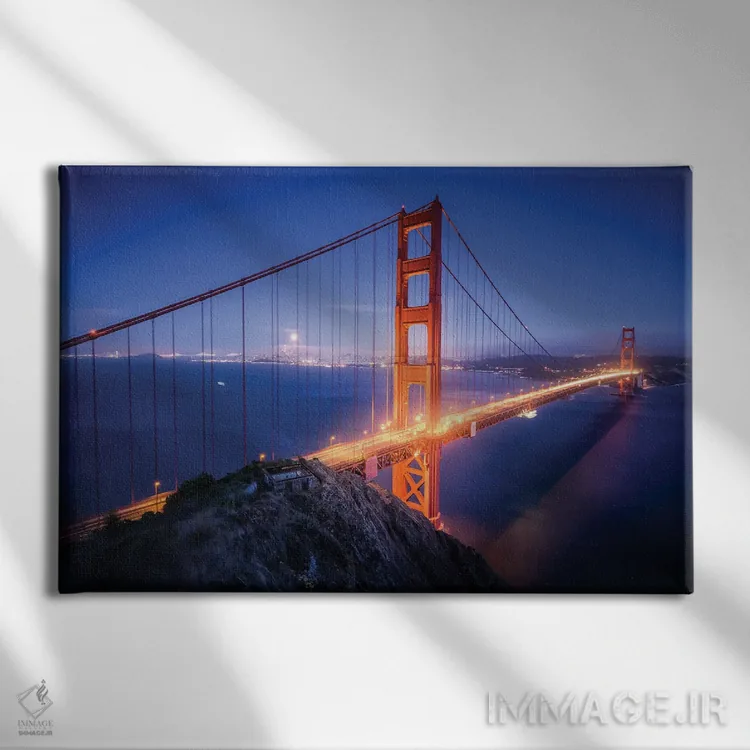 تابلو طلوع ماه در بتری اسپنسر اثر استیو برکلی - نمای روبهرو روی دیوار