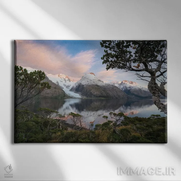 تابلو آبدرههای پاتاگونیا III اثر استیو برکلی - نمای روبهرو روی دیوار