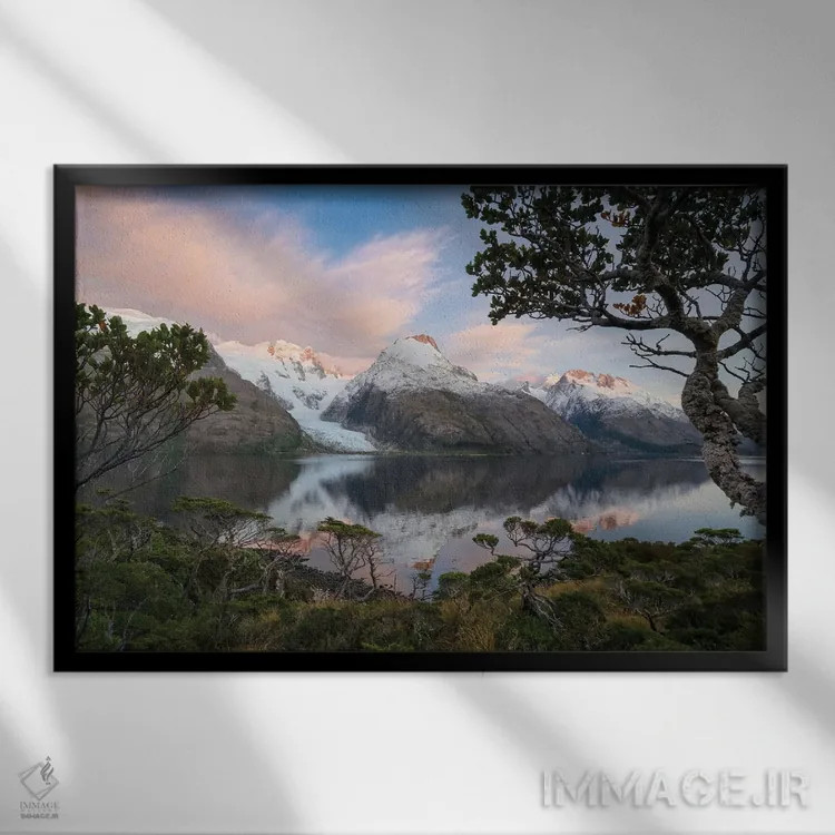 تابلو آبدرههای پاتاگونیا III اثر استیو برکلی - نمای قابدار مشکی