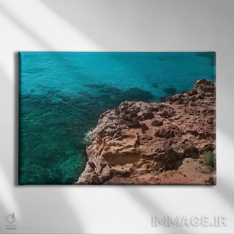 تابلو اقیانوس آبی اثر بلی - نمای روبهرو روی دیوار