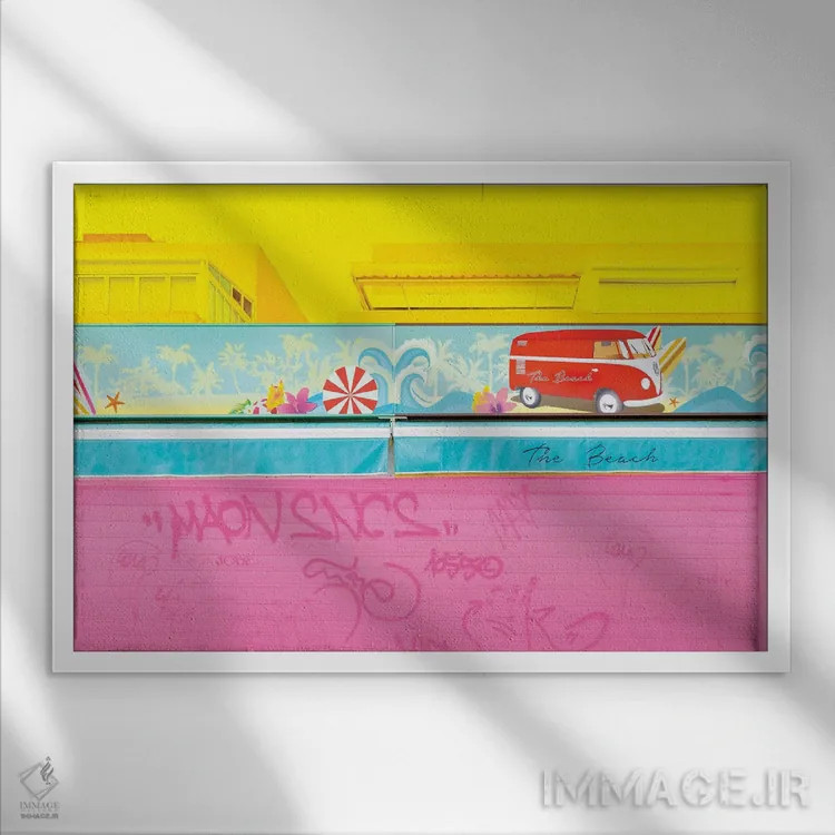 تابلو ساحل گرافیتی اثر بلی - نمای قابدار سفید