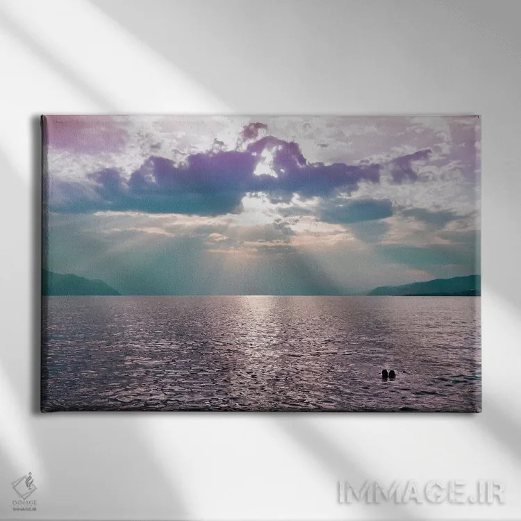 تابلو بوسه در دریاچه اثر بلی - نمای روبهرو روی دیوار
