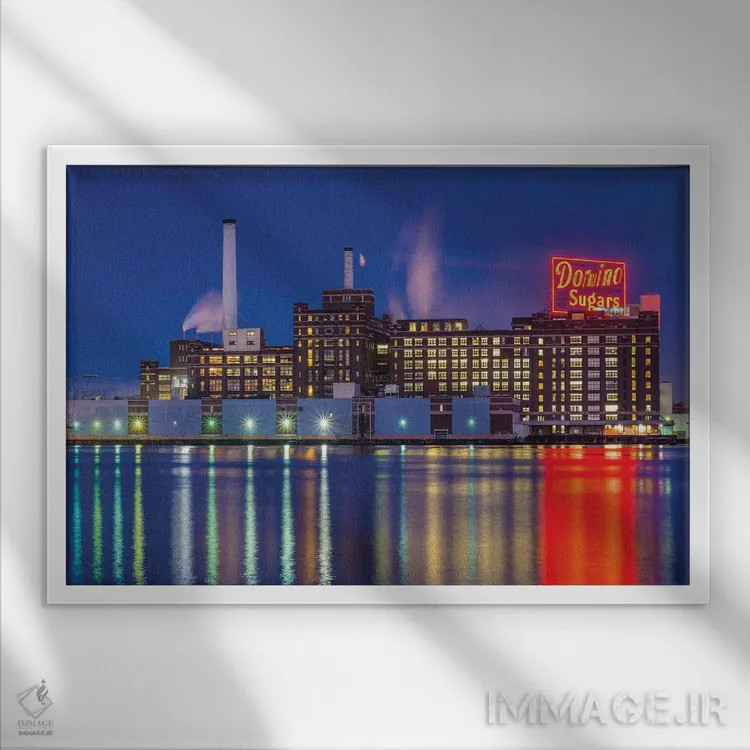 تابلو کارخانه شکر دومینو اثر جان بیلوس - نمای قابدار سفید