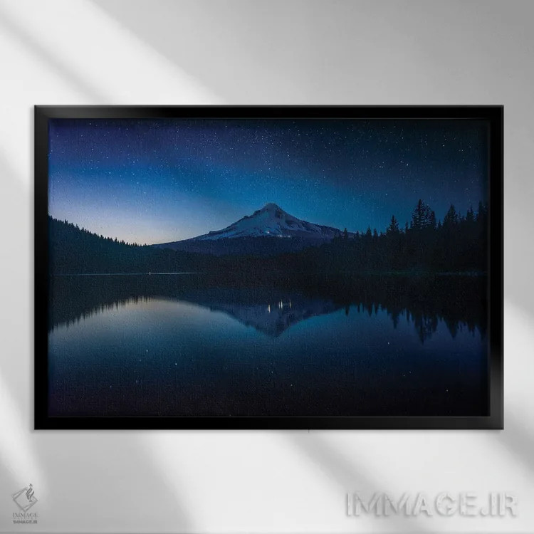 تابلو انعکاس کوه هود در دریاچه تریلیوم II اثر جان بیلوس - نمای قابدار مشکی