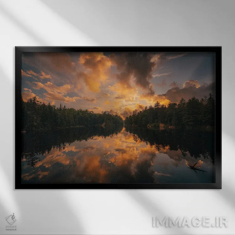 تابلو غروب دریاچهی نعل اسبی II اثر جان بیلوس - نمای قابدار مشکی