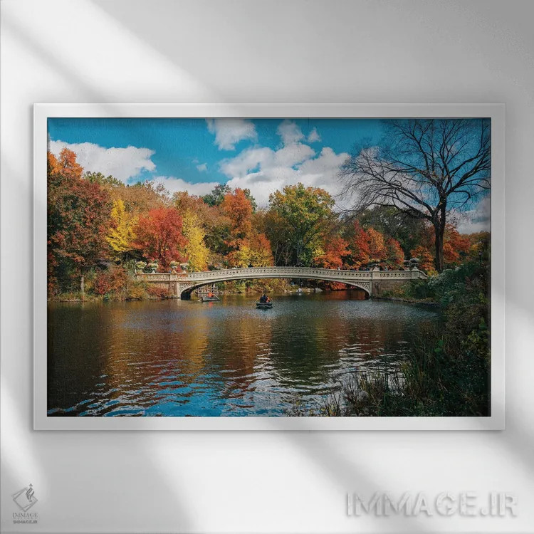 تابلو پل بُو در پاییز I اثر جان بیلوس - نمای قابدار سفید