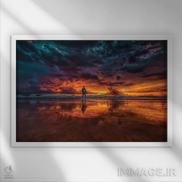 تابلو موجسواری در طلوع صبح اثر بن مولدر - نمای قابدار سفید