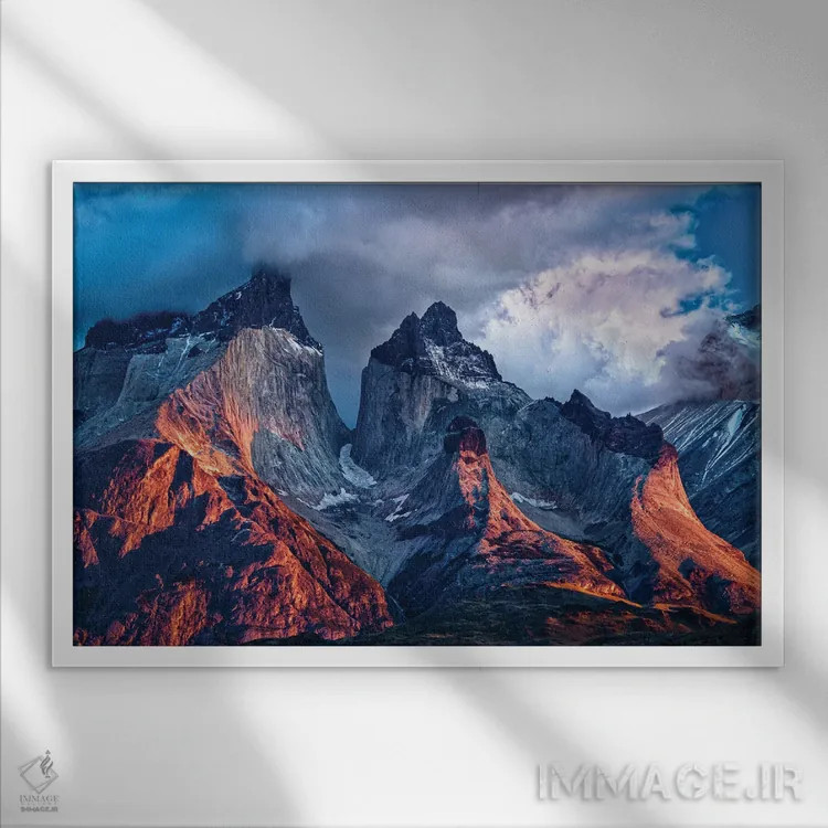 تابلو نور کوهستان اثر بن مولدر - نمای قابدار سفید