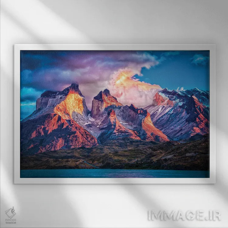 تابلو طلوع آفتاب کوهستان اثر بن مولدر - نمای قابدار سفید