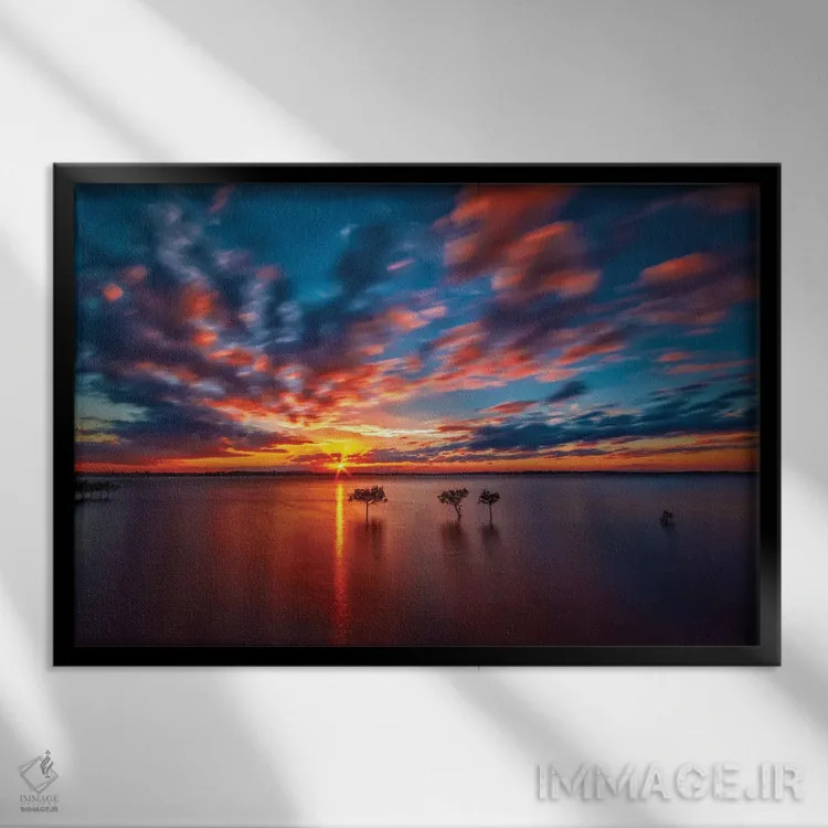 تابلو سه دوست اثر بن مولدر - نمای قابدار مشکی