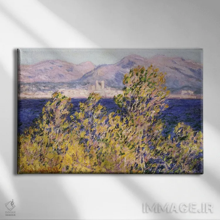 تابلو نمای دماغه آنتیب با وزش باد میسترال، ۱۸۸۸ اثر کلود مونه (نقاش معروف فرانسوی) - نمای روبهرو روی دیوار