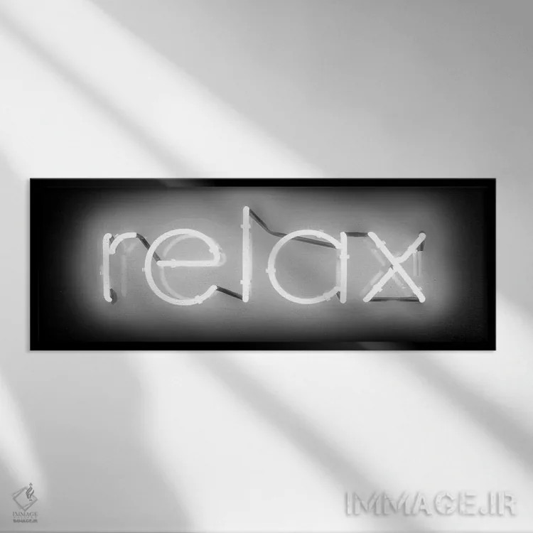 تابلو نئون سفید آرام روی مشکی اثر هیلی کار - نمای قابدار مشکی