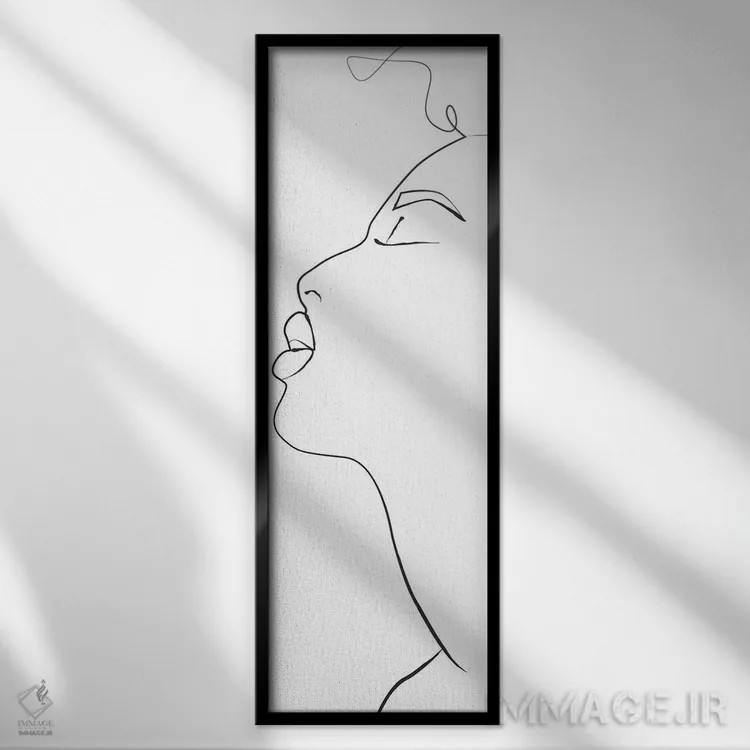تابلو پرتره نیمتنه اثر هانیمون هتل (برند هنری) - نمای قابدار مشکی