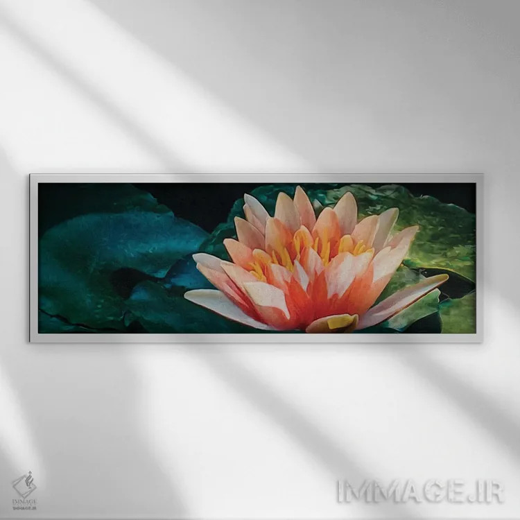 تابلو گل نیلوفر آبی بزرگ اثر ایوجنیا بیدیوک - نمای قابدار سفید