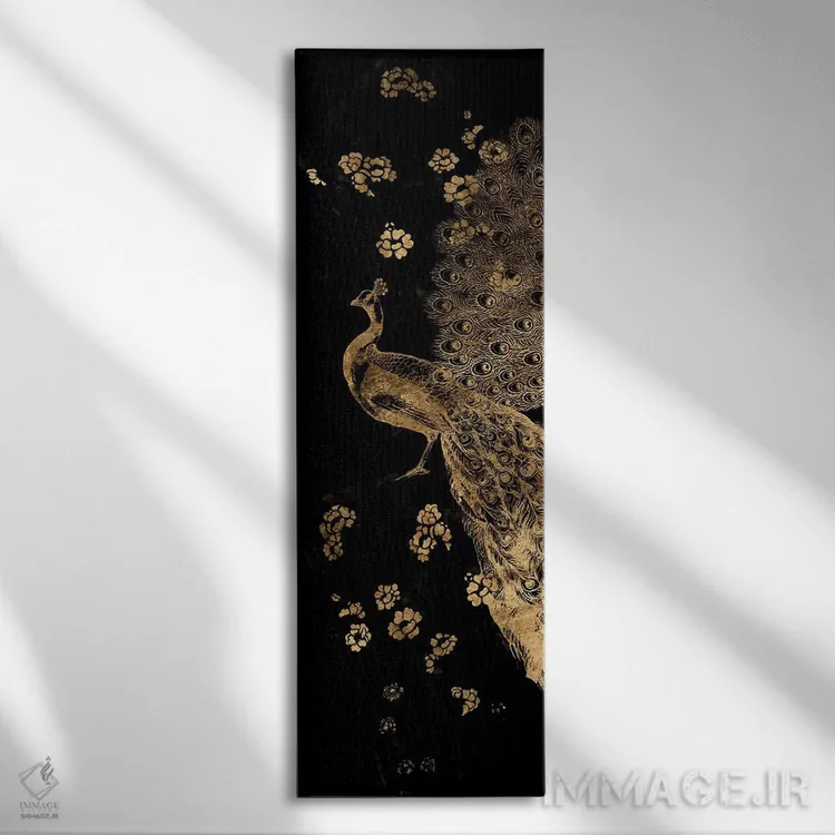 تابلو سهلت طاووس زرنشان یک اثر جنیفر گلدبرگر - نمای روبهرو روی دیوار