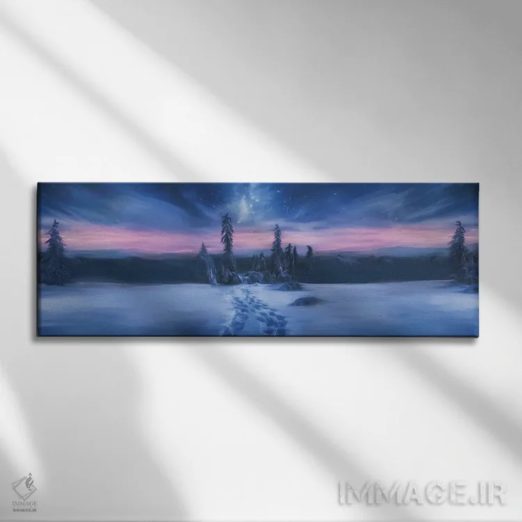 تابلو آبی یخی (آبی قطبی) اثر جولیانا لوومر - نمای روبهرو روی دیوار