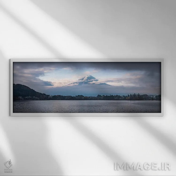 تابلو کوه فوجی در دریاچه کاواگوچیکو اثر یان بکه - نمای قابدار سفید