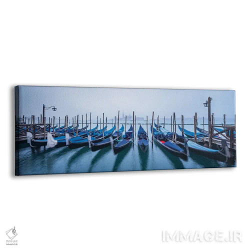 تابلو Venice, Italy,نمای پانوراما از جزیرهٔ سان جورجیو ماجیوره در زمستان با گوندولاها در پیشزمینه، ونیز، ایتالیا اثر یان بکه - نمای پرسپکتیو محصول