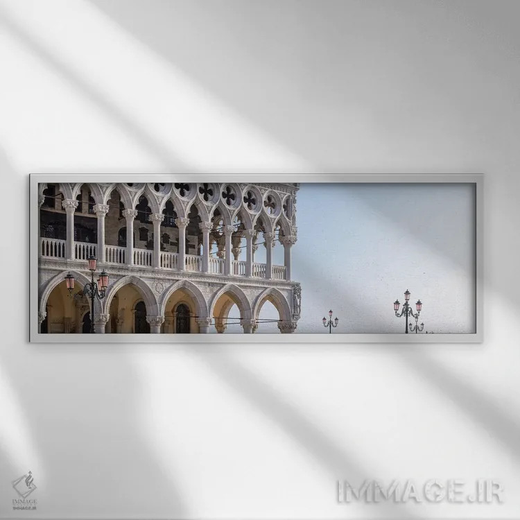 تابلو Italy,نمای پانوراما از پالازو دوکاله (کاخ دوجه) در ونیز، ایتالیا اثر یان بکه - نمای قابدار سفید