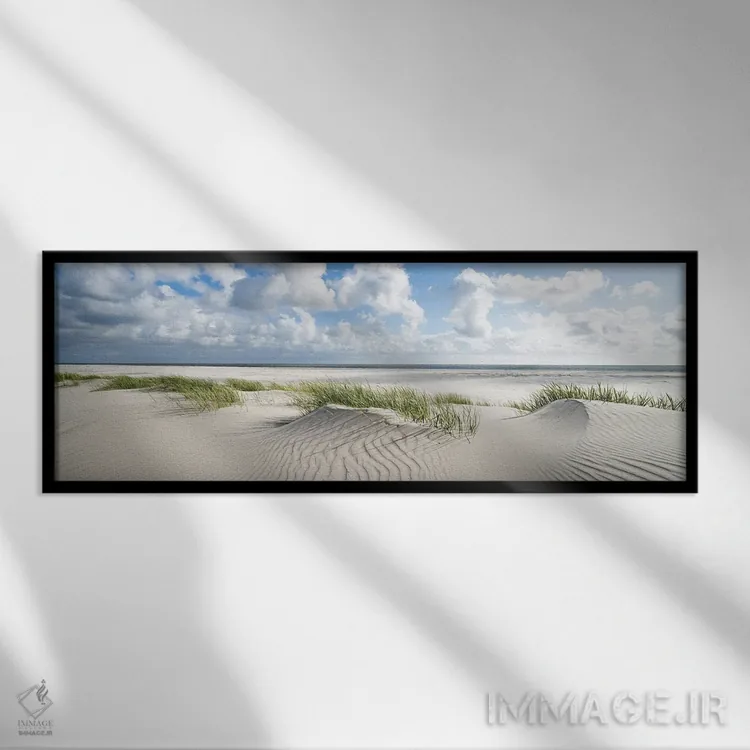 تابلو پانورامای ساحل شنی در روز آفتابی اثر یان بکه - نمای قابدار مشکی