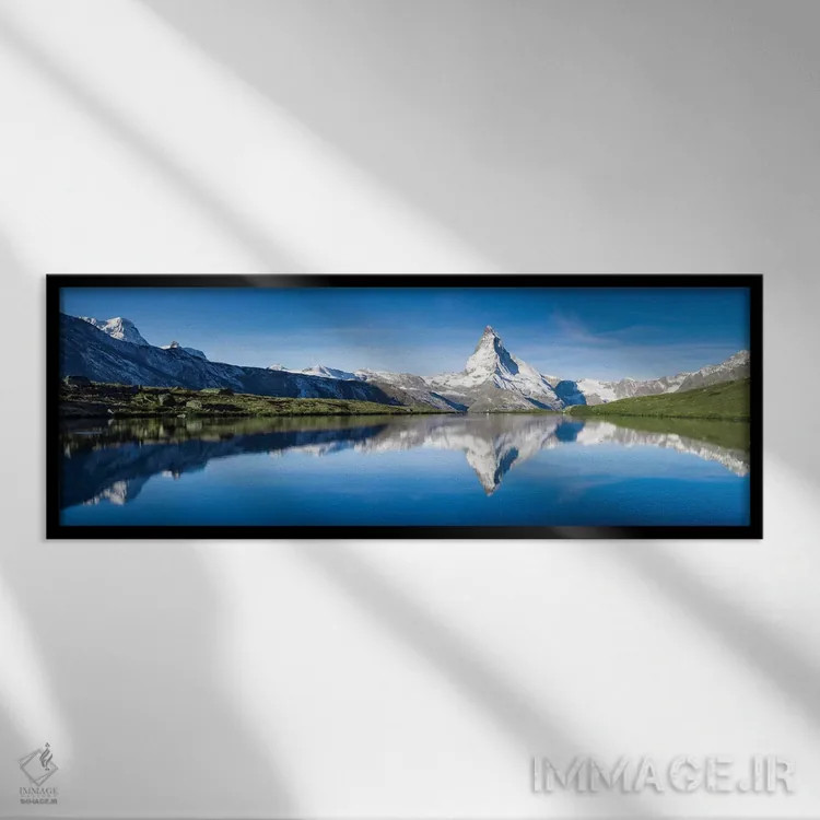تابلو نمای پانورامای دریاچه استلی و کوه ماترهورن در تابستان اثر یان بکه - نمای قابدار مشکی