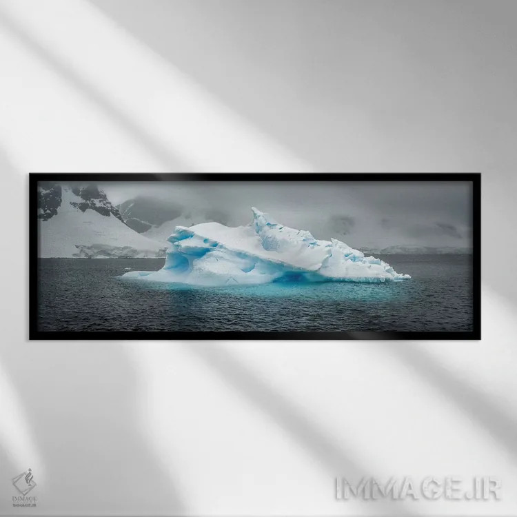 تابلو Antarctic Peninsula,کوه یخ شناور در جنوبگان، شبهجزیره جنوبگان اثر یان بکه - نمای قابدار مشکی