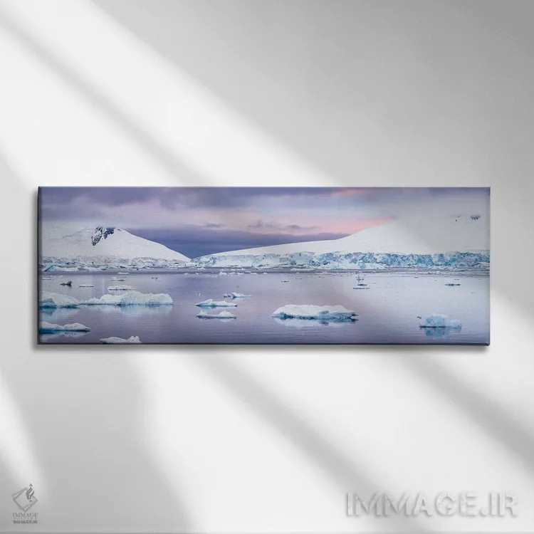 تابلو Antarctic Peninsula, Antarctica,چشمانداز جنوبگان با کوههای پوشیده از یخ در سپیدهدم، شبهجزیره جنوبگان، جنوبگان اثر یان بکه - نمای روبهرو روی دیوار