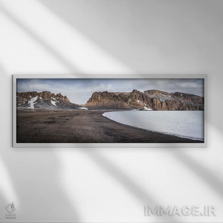 تابلو South Shetland Islands,پانورامای جزیره دیسپشن، جزایر شتلند جنوبی اثر یان بکه - نمای قابدار سفید