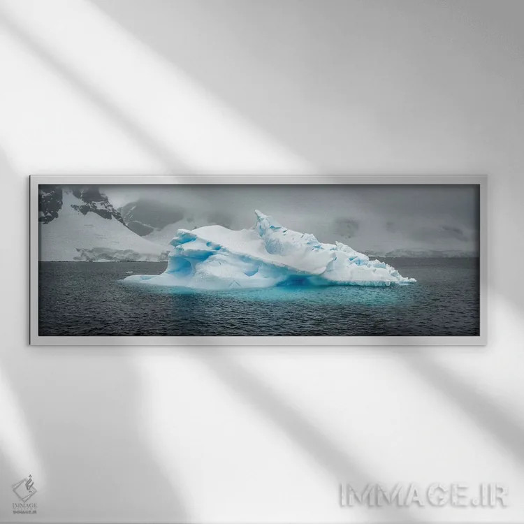 تابلو Antarctic Peninsula,کوه یخ شناور در جنوبگان، شبهجزیره جنوبگان اثر یان بکه - نمای قابدار سفید