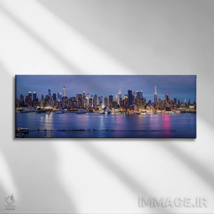 تابلو پانورامای خط افق منهتن در شب اثر یان بکه - نمای روبهرو روی دیوار
