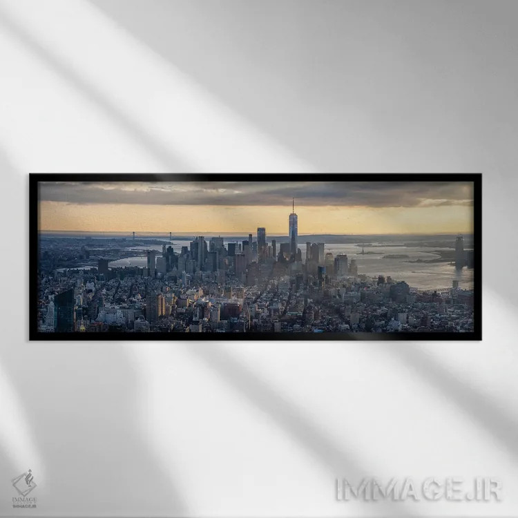 تابلو New York City, USA,پانورامای خط افق منهتن جنوبی در غروب، شهر نیویورک، ایالات متحده آمریکا اثر یان بکه - نمای قابدار مشکی