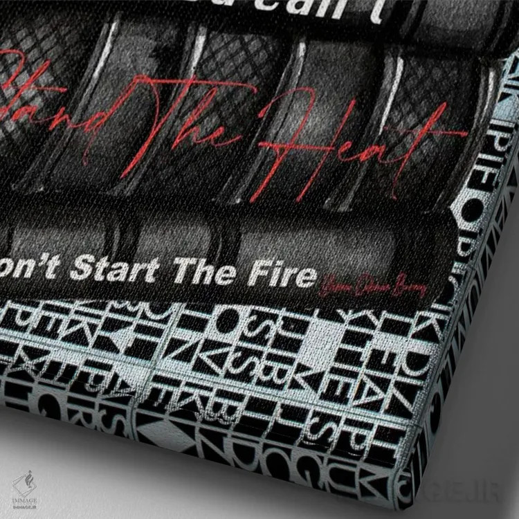 تابلو قرمز آتشنشانی اثر هنرِ چونی - نمای نزدیک بافت بوم