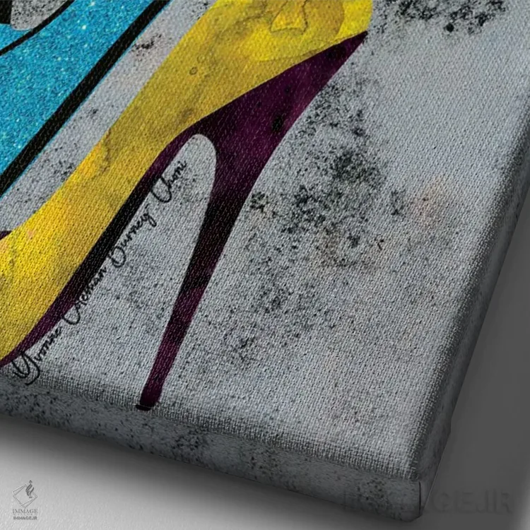 تابلو زنان قادر به انجام هر کاری هستند اثر هنرِ چونی - نمای نزدیک بافت بوم