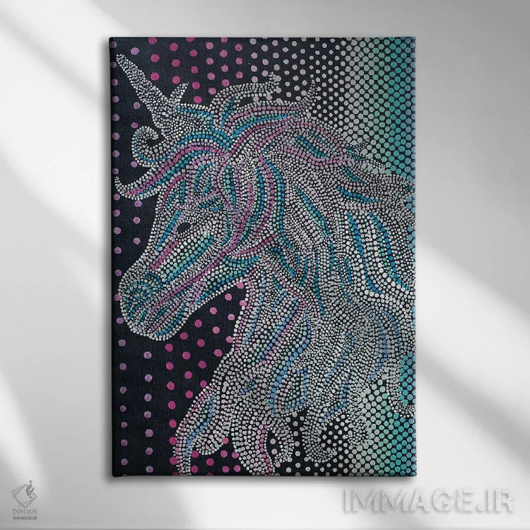 تابلو یونیکورن افسانهای اثر امی داینر - نمای روبهرو روی دیوار